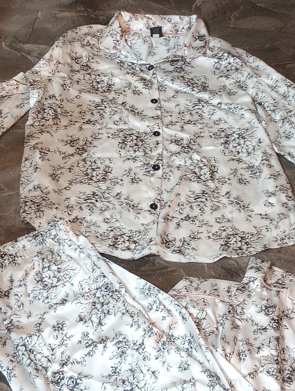 NWT Women's Plus 2X XXL Pajama Set